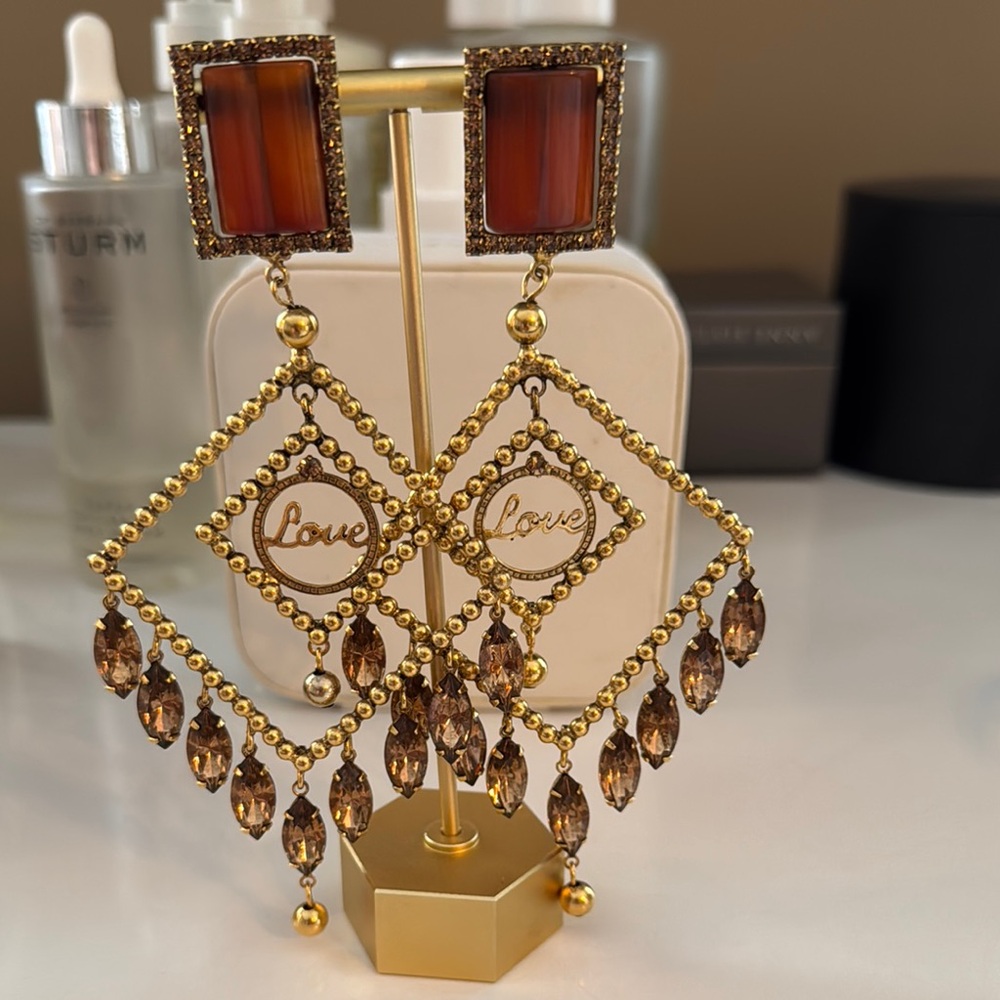 Elegant Gold and Brown Dangle Earrings